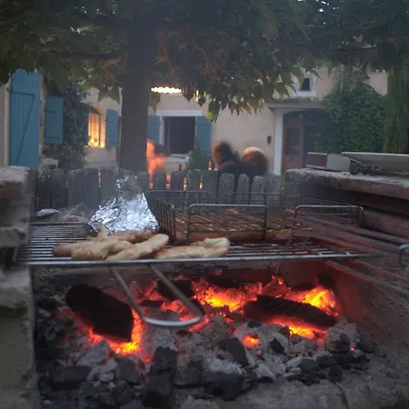 Bed & Breakfast Les Oliviers 3*