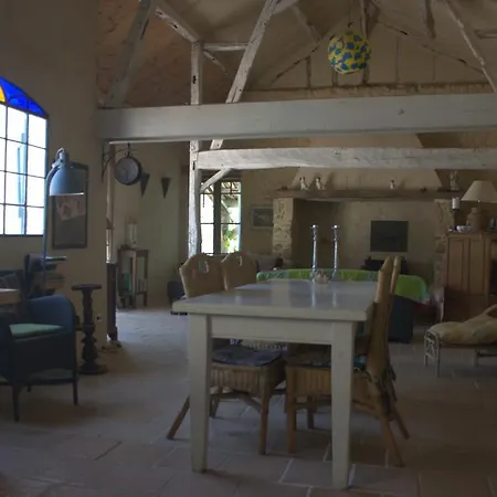 Bed & Breakfast Les Oliviers 3*